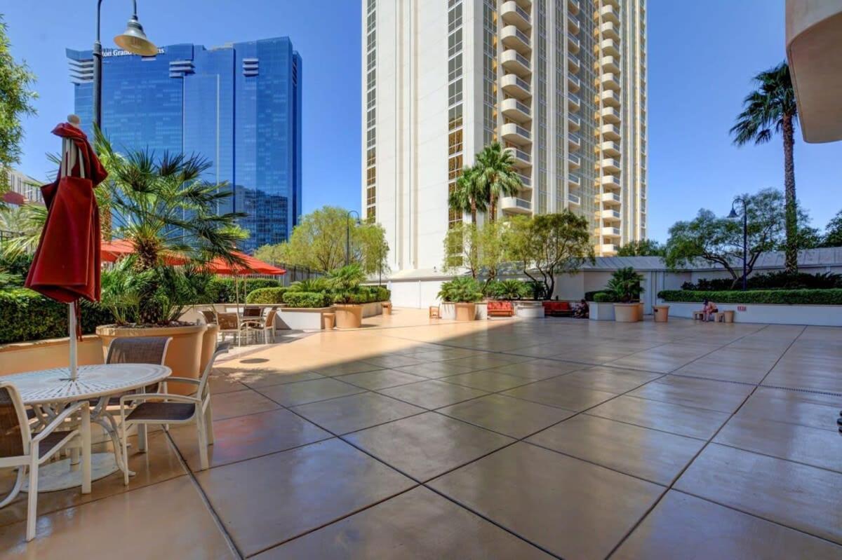 Mgm Signature-36-603 Strip View Jacuzzi Studio Las Vegas Exterior photo